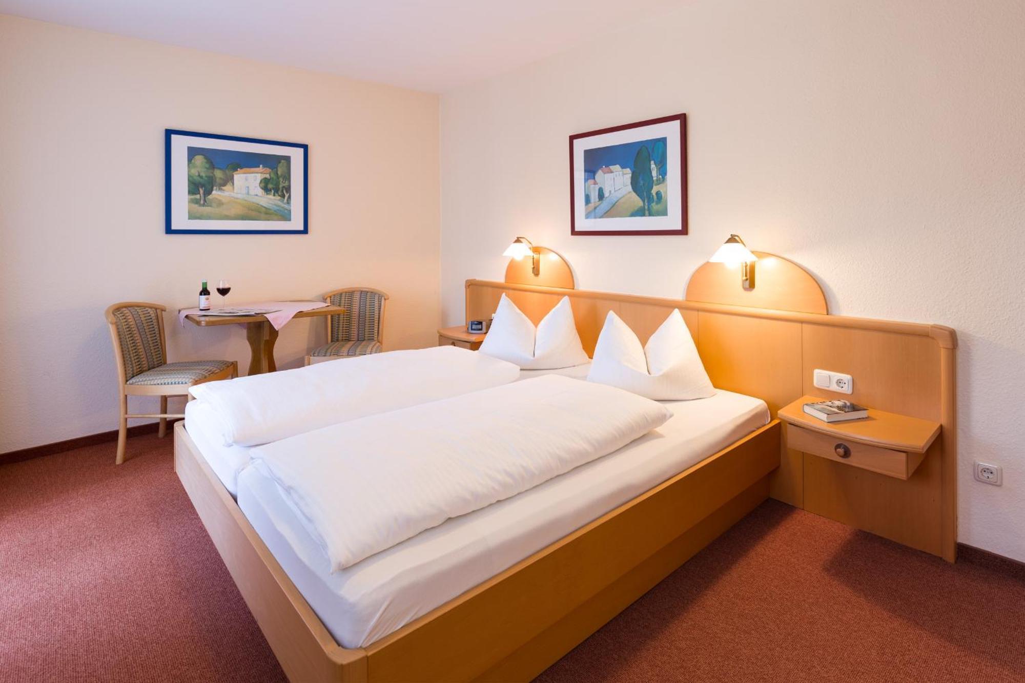 Hotel Bergfried & Schoenblick Bad Reichenhall Quarto foto